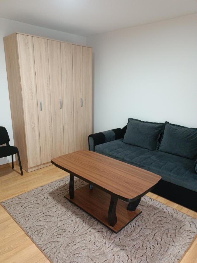 2Bdr Apt With Balcony With View- Free Parking Hotel Sarajevo Exterior photo