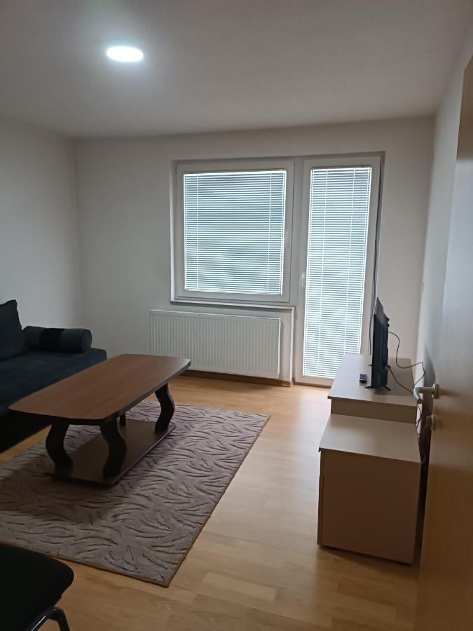2Bdr Apt With Balcony With View- Free Parking Hotel Sarajevo Exterior photo