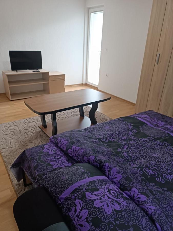 2Bdr Apt With Balcony With View- Free Parking Hotel Sarajevo Exterior photo