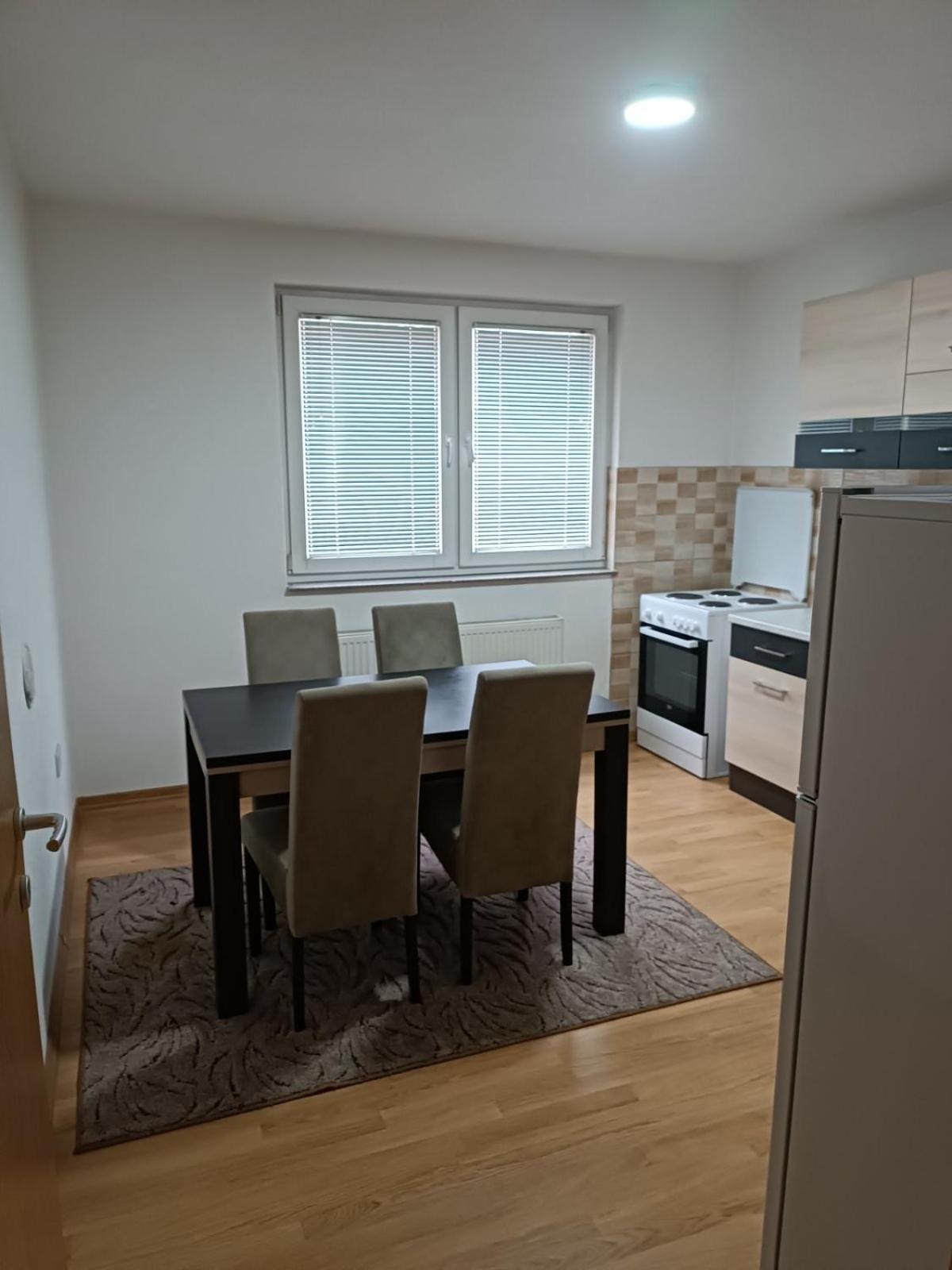2Bdr Apt With Balcony With View- Free Parking Hotel Sarajevo Exterior photo